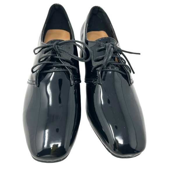 Women's Block Heel Oxford Patent Leather Pumps - Picture 2 of 5